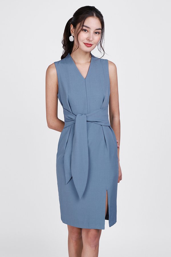 Loulynn Dress In Sky Blue