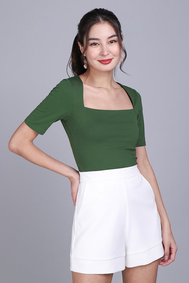 Tammy Top In Pine Green