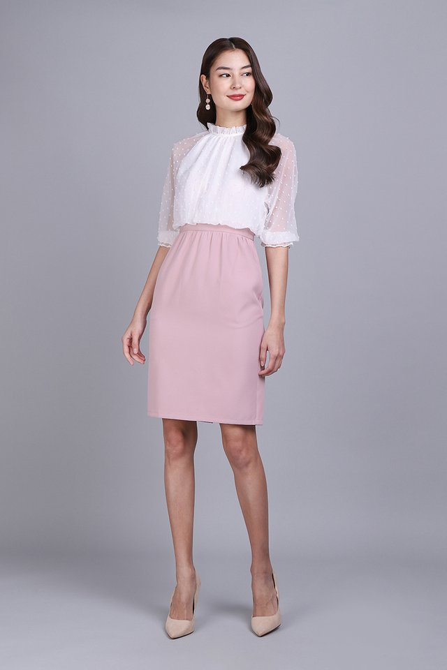 Annabelle Dress In White Pink