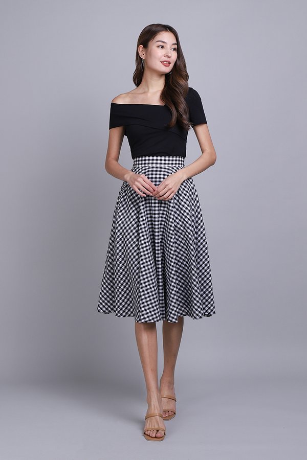 Wynter Top In Classic Black