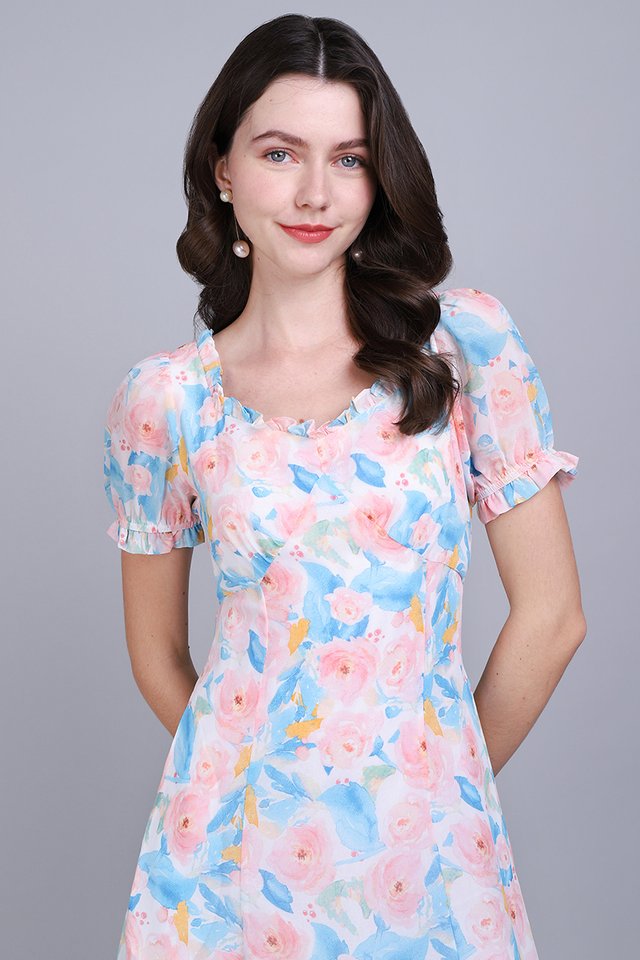 Evelyn Dress In Blue Florals