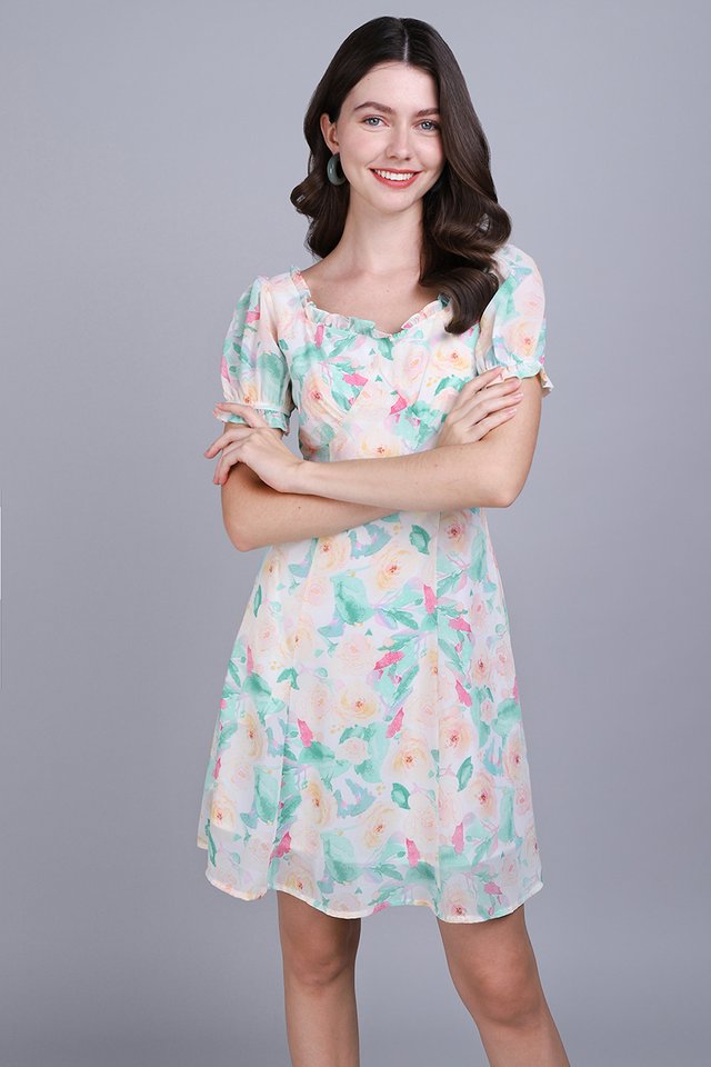 Evelyn Dress In Green Florals