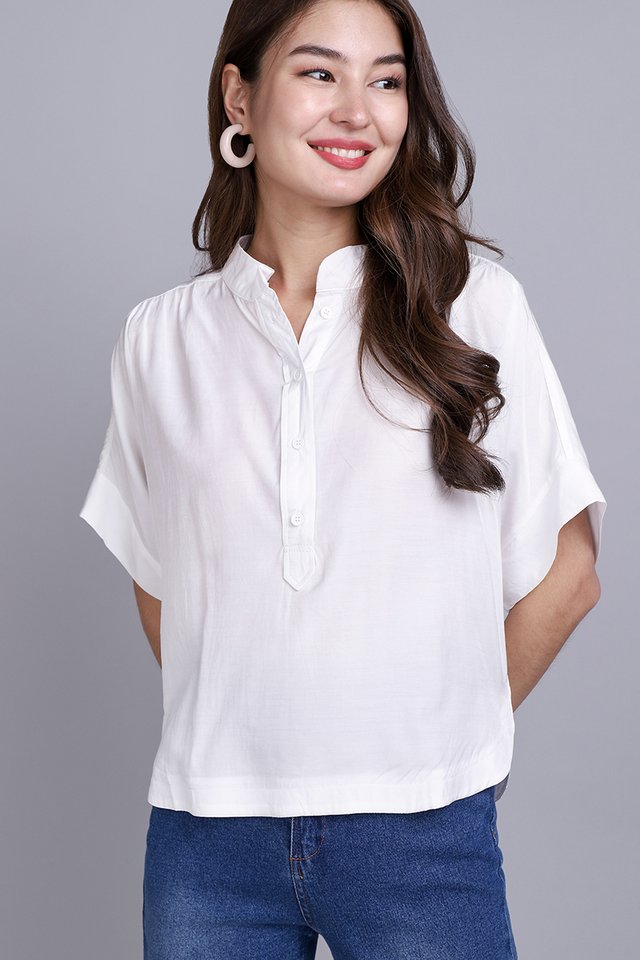 Chester Top In Classic White