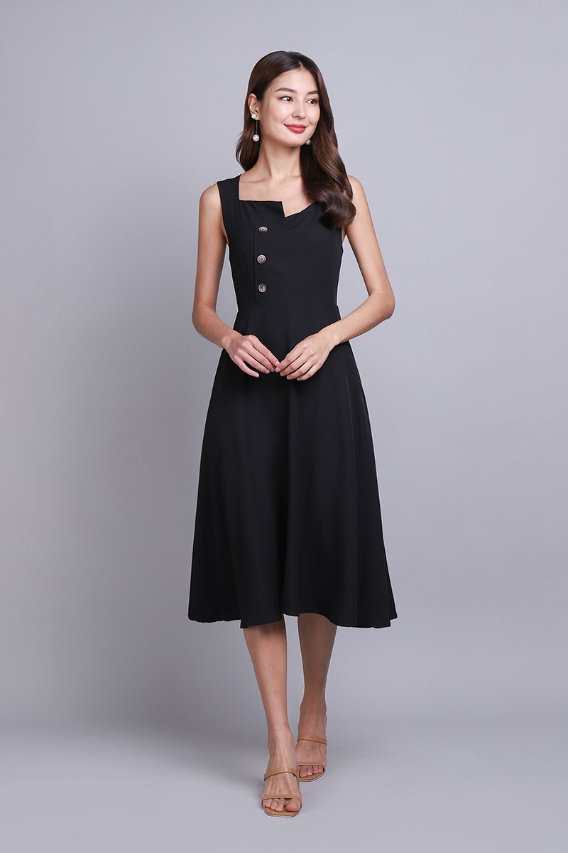 Chiara Dress In Classic Black | LilyPirates