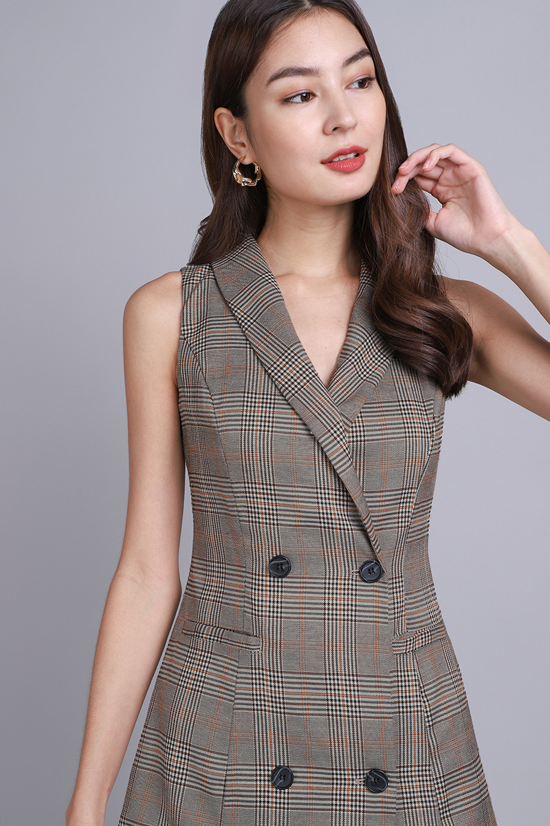 Romane dress shop