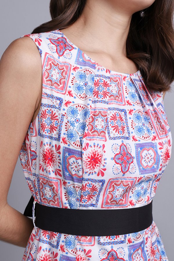 Azra Dress In Blue Red Prints