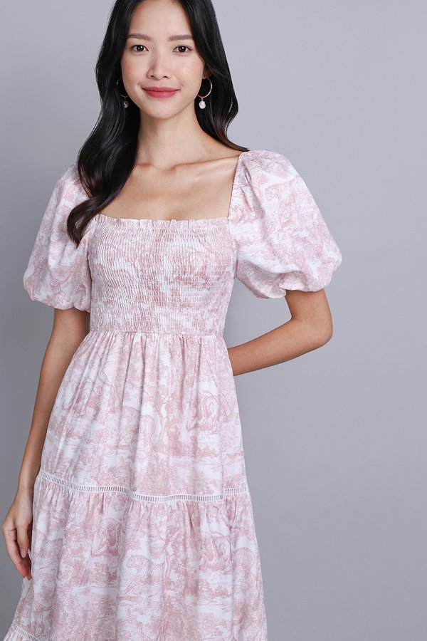 Reine Dress In Pink Porcelain