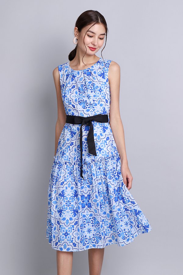 Azra Dress In Blue Porcelain