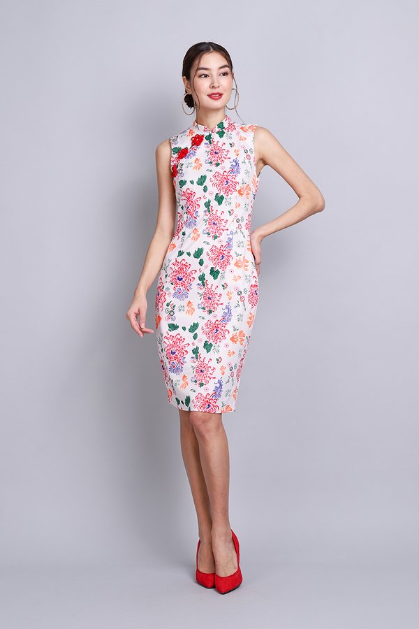 Oriental Blooms Cheongsam Dress In Ivory Florals