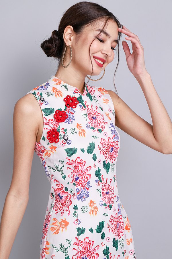 Oriental Blooms Cheongsam Dress In Ivory Florals