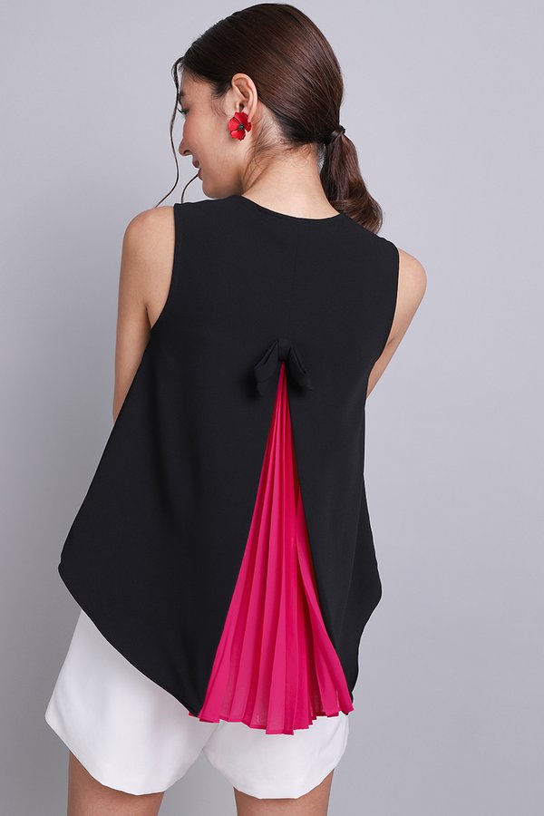 Enya Top In Black Pink