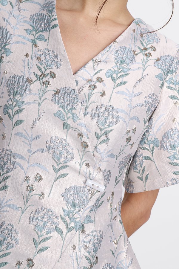 Ayumi Top In Blue Blossoms