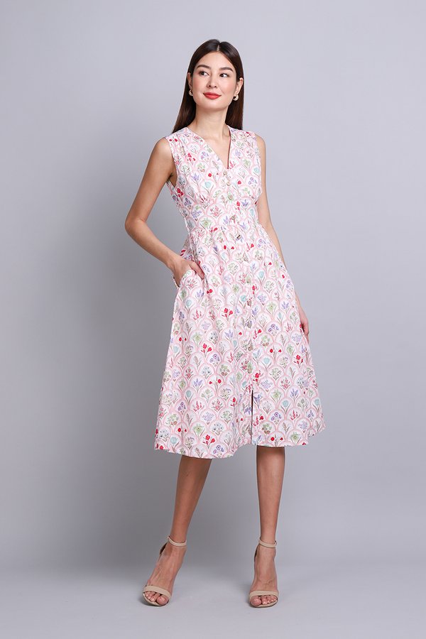 Elyna Dress In Red Florals