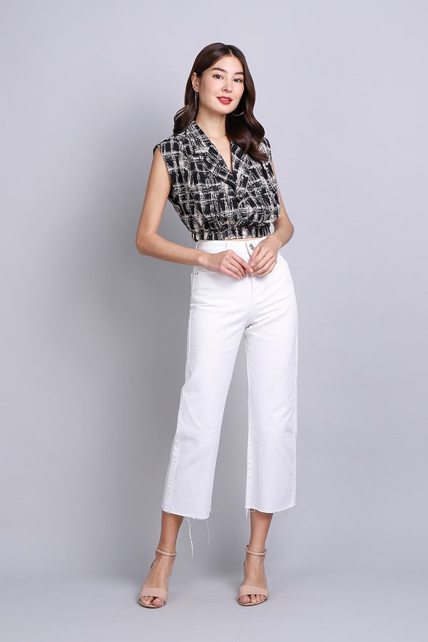 Charlize Top In Black Prints