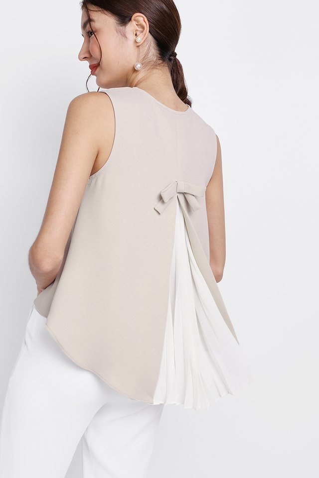 Enya Top In Taupe Cream