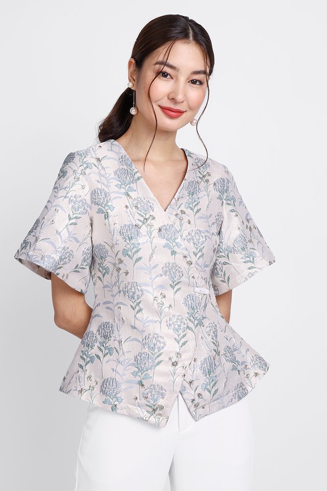 Ayumi Top In Blue Blossoms