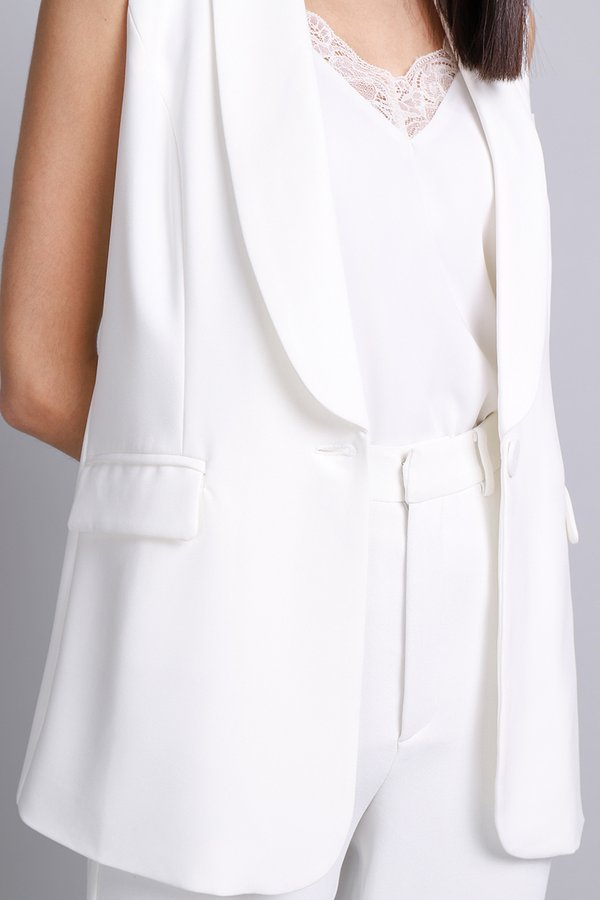 Pat Vest In Classic White