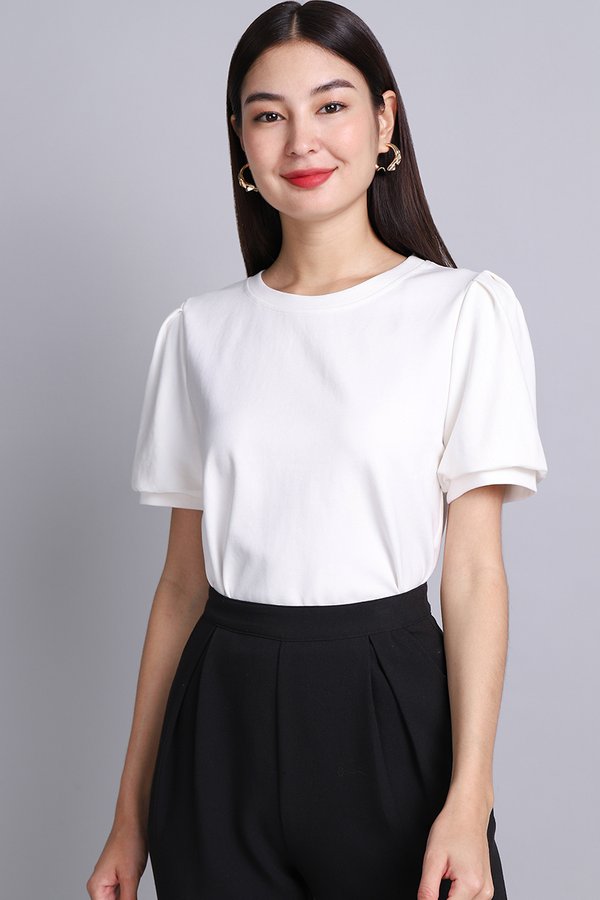 Lucie Top In Classic White