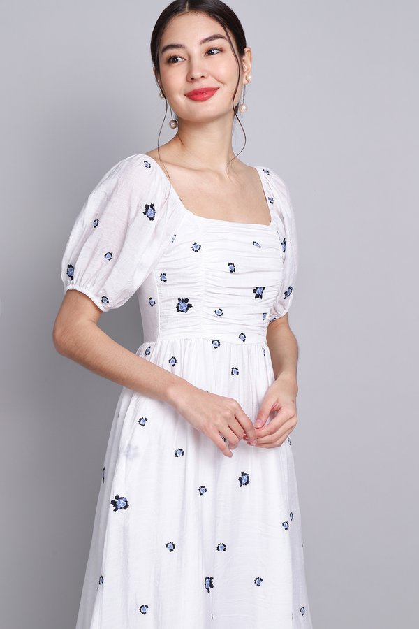 Rivera Dress In White Florals