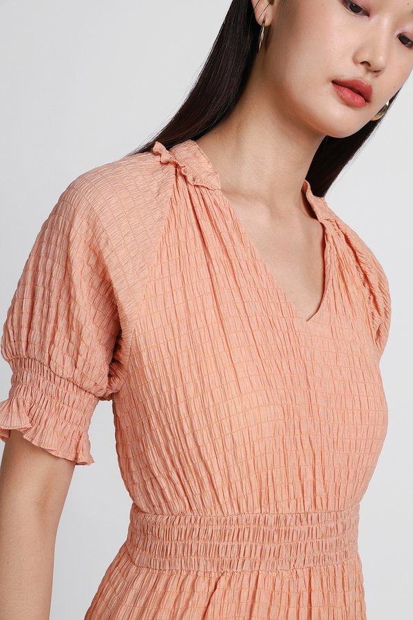 Gracelyn Dress In Apricot