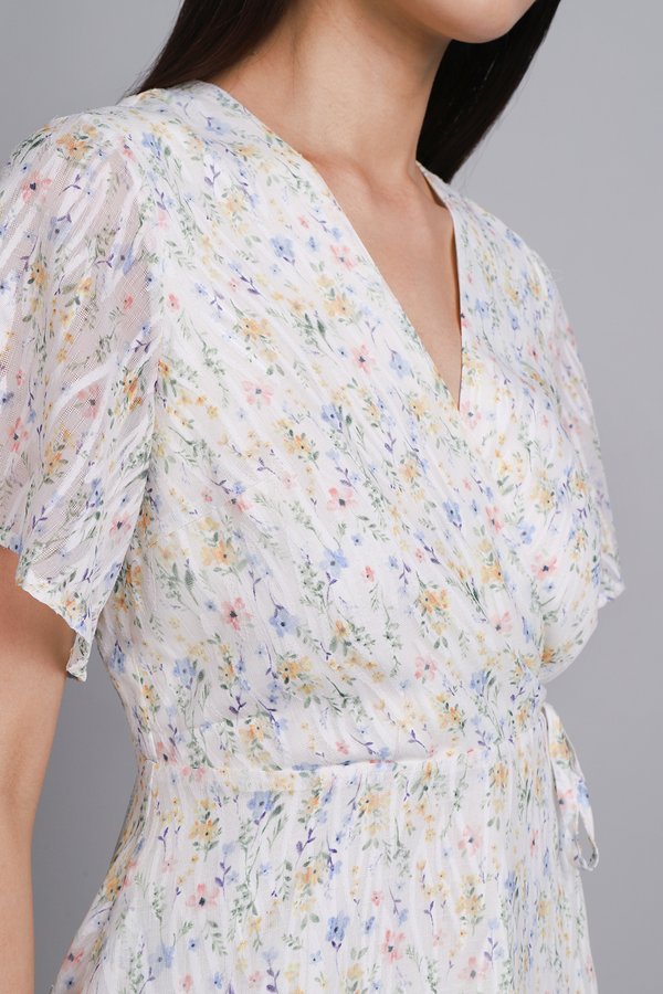 Aurelia Dress In White Florals