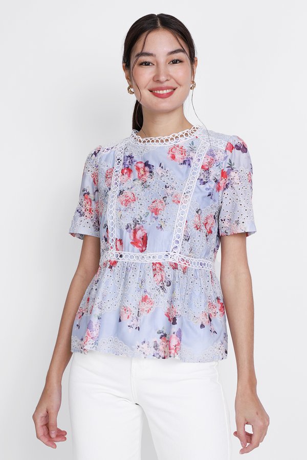 Bonnie Top In Blue Florals