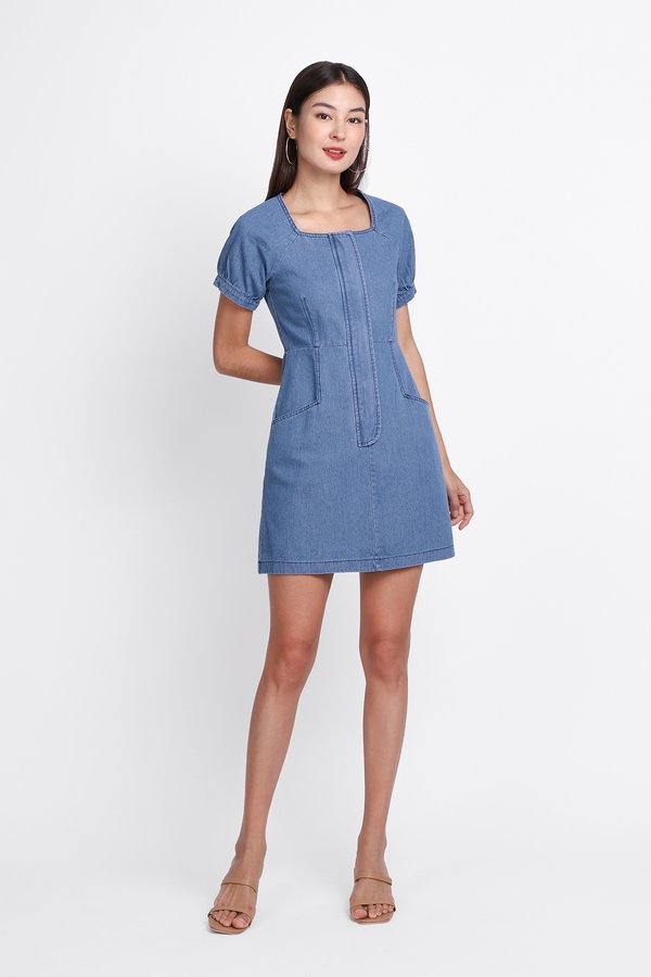 Sierra Dress In Mid Wash