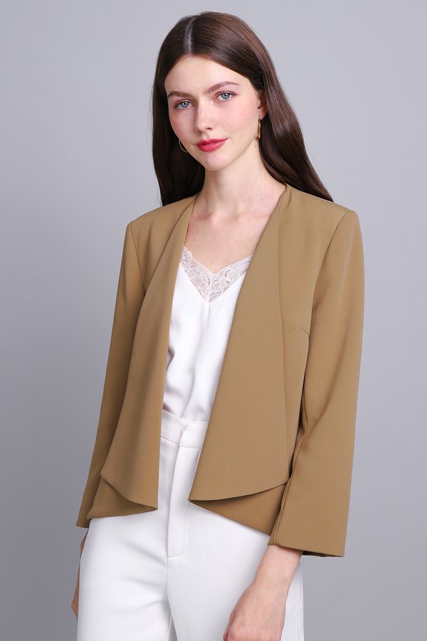 Gwendolyn Jacket In Camel
