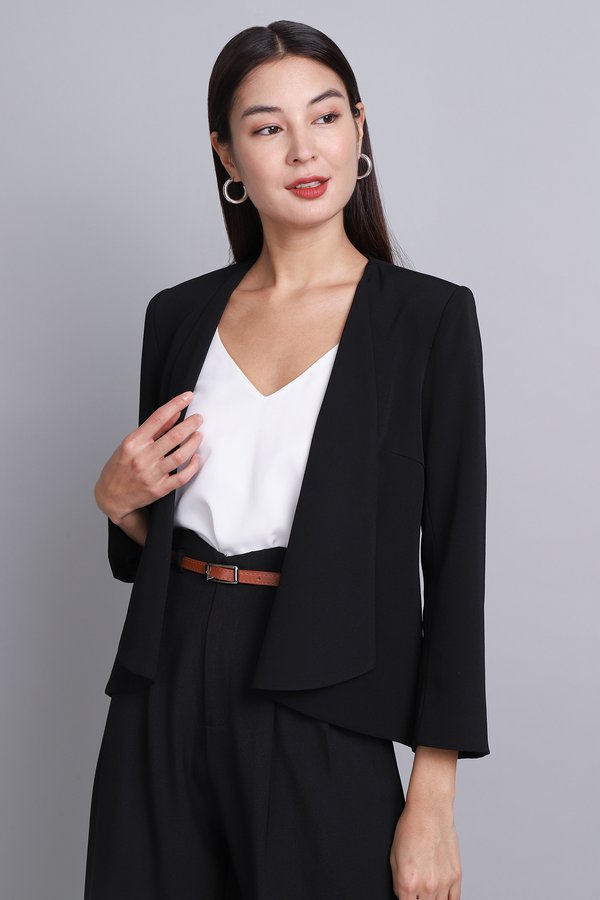 Gwendolyn Jacket In Classic Black