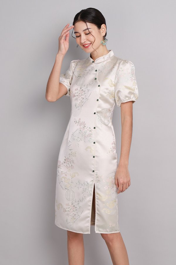 Scenes Of Spring Cheongsam Dress In Champagne Prints