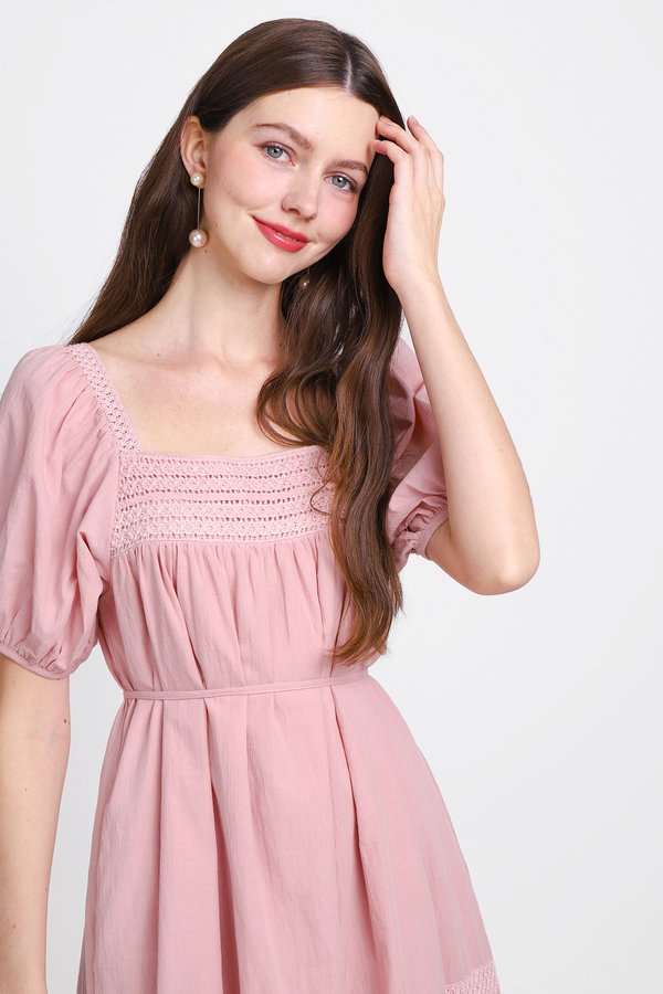 Solana Dress In Dusty Pink