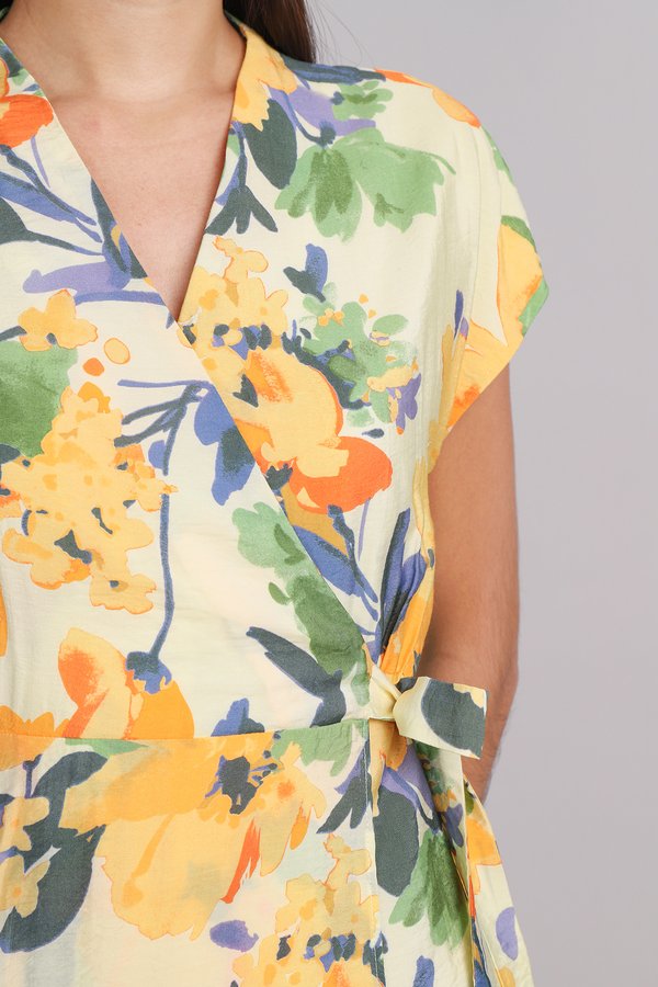 [Backorder] Aiko Dress In Yellow Florals