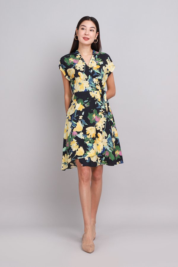 Aiko Dress In Black Florals