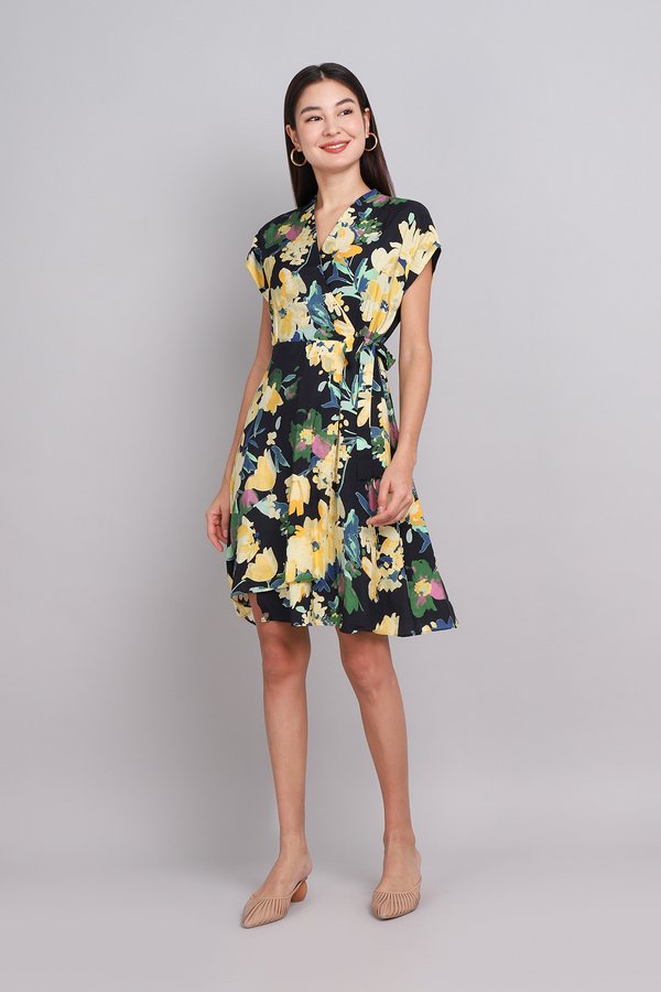Aiko Dress In Black Florals