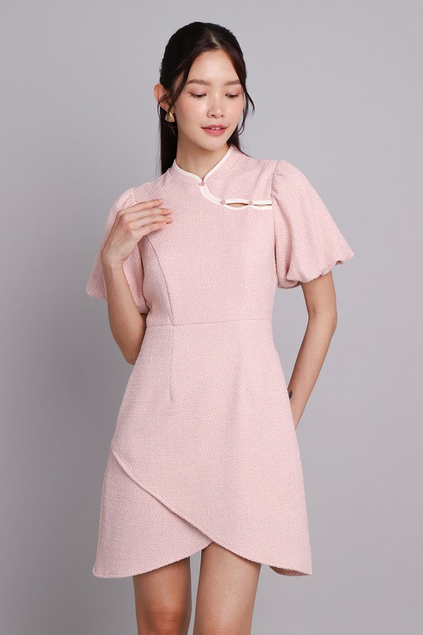 Pearls Of Elegance Cheongsam Dress In Pink Tweed