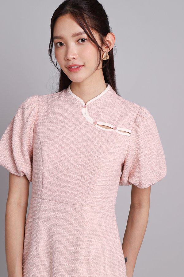 Pearls Of Elegance Cheongsam Dress In Pink Tweed