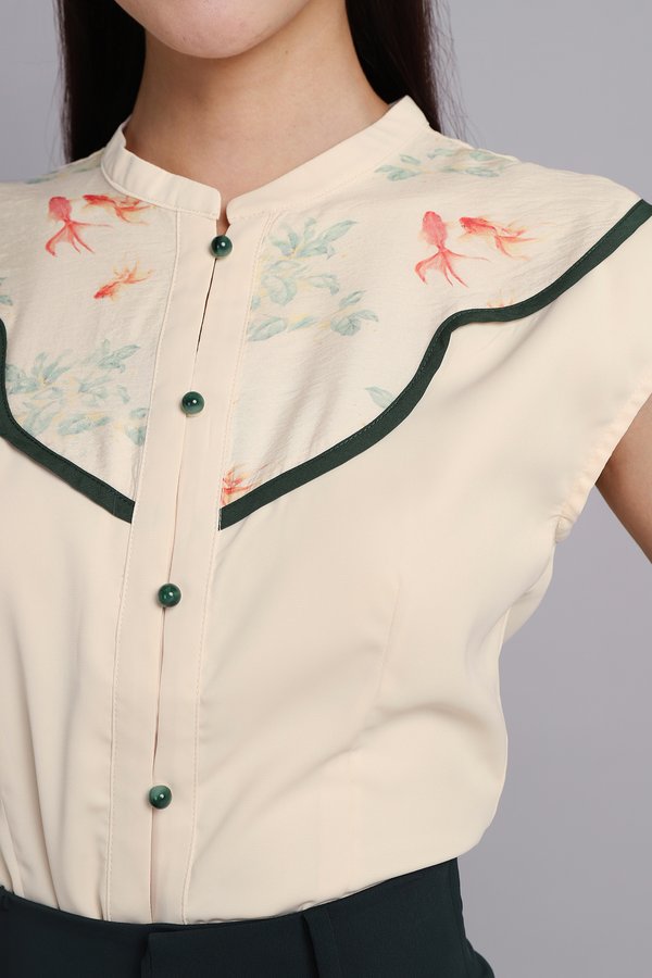 [Backorder] Meadow Top In Goldfish Prints