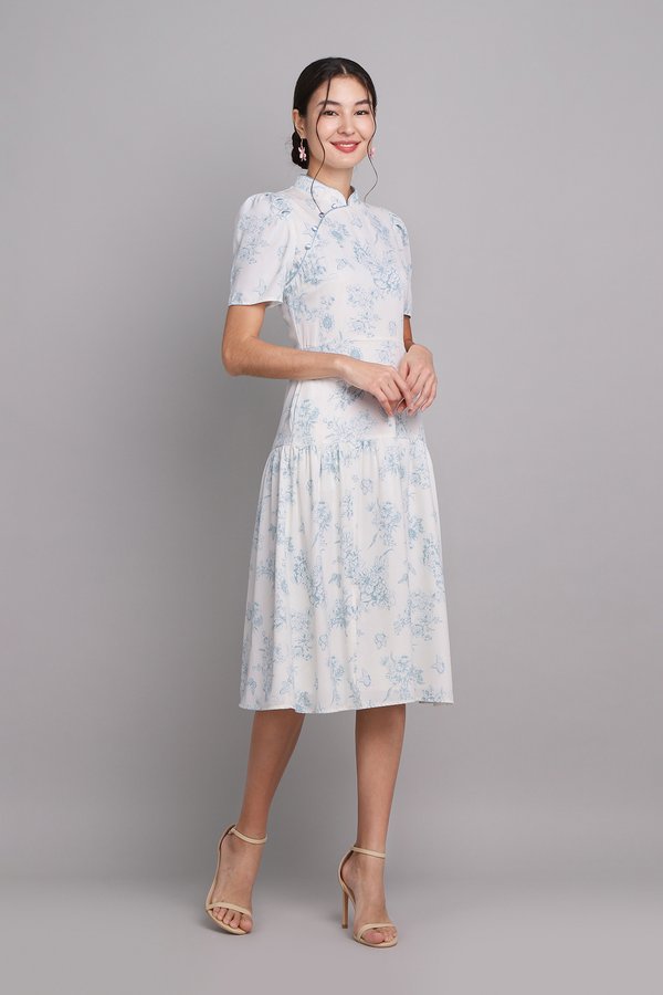 Spring Memoirs Cheongsam Dress In Sky Porcelain