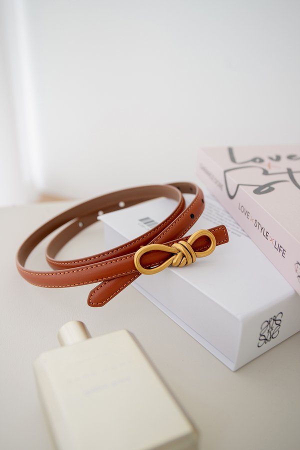 Bow Buckle Belt In Camel