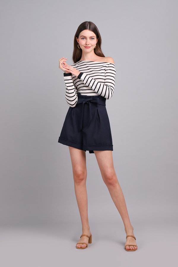 Logan Shorts In Navy Blue