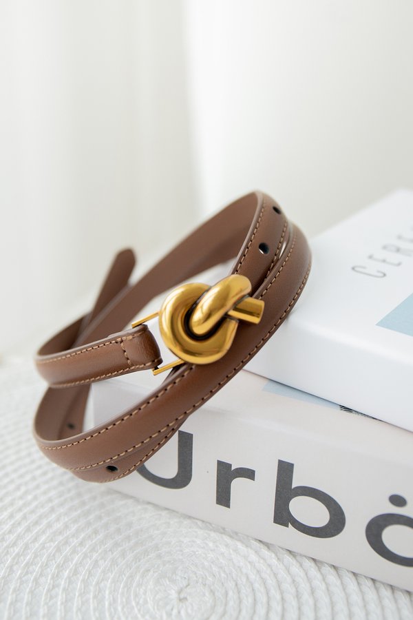 Knotted Buckle Belt In Natural