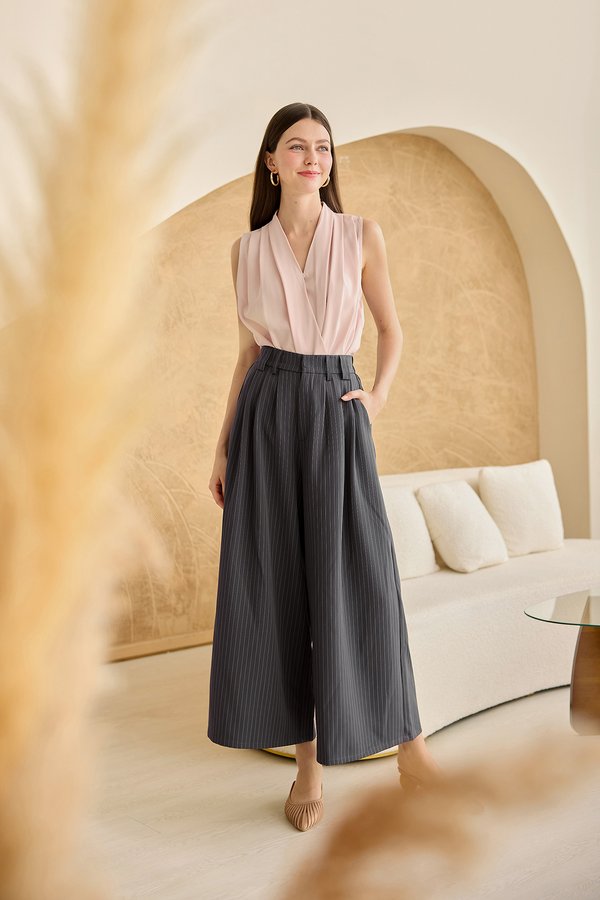 Bridget Pants In Charcoal Stripes