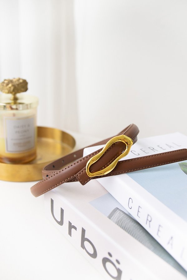 Wave Buckle Belt In Camel