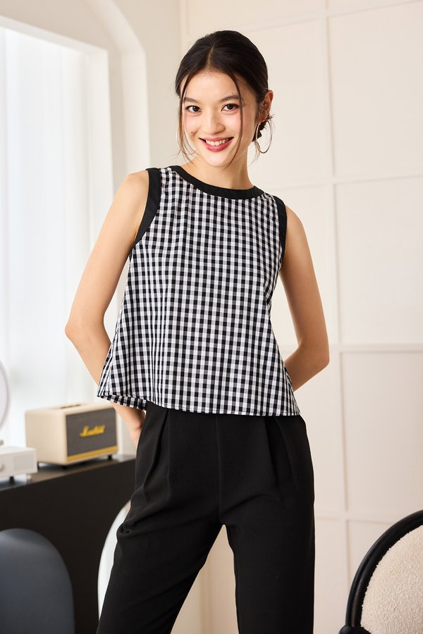 Janessa Top In Black Checks