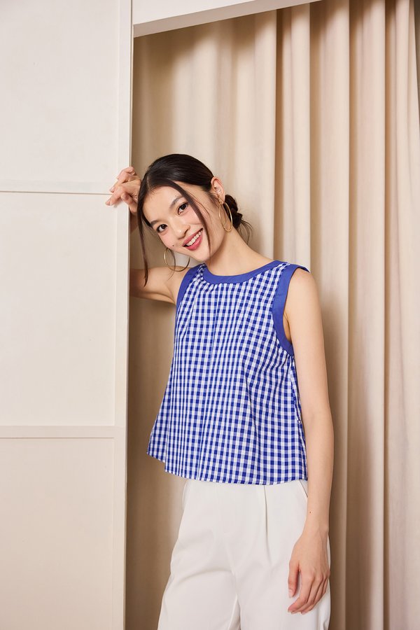 Janessa Top In Blue Checks