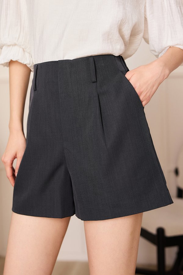 Lyon Shorts In Charcoal Grey