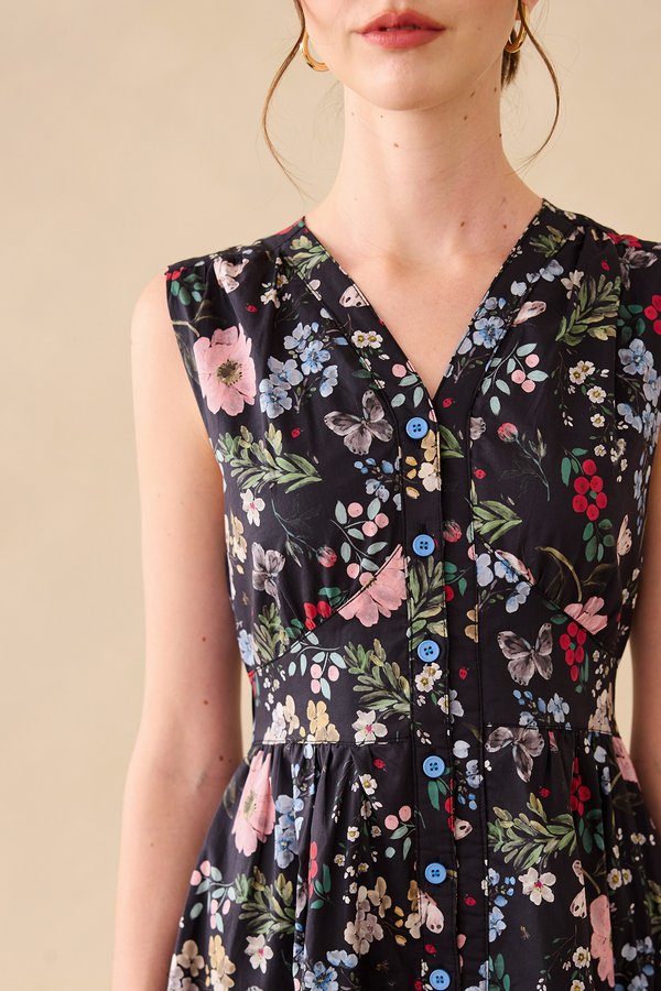 Elyna Dress In Black Florals