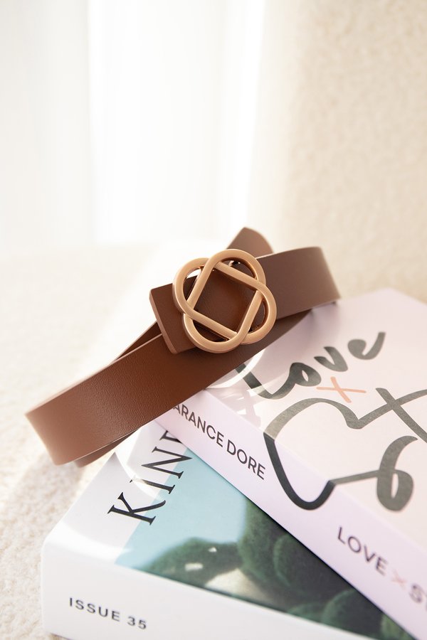 Chino Knot Belt In Camel