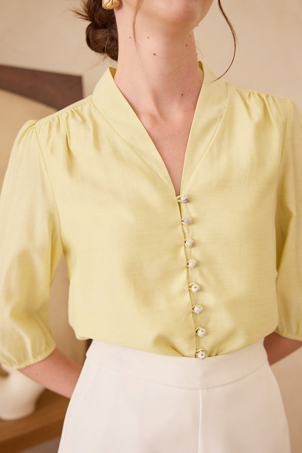 Gracia Top In Butter Yellow