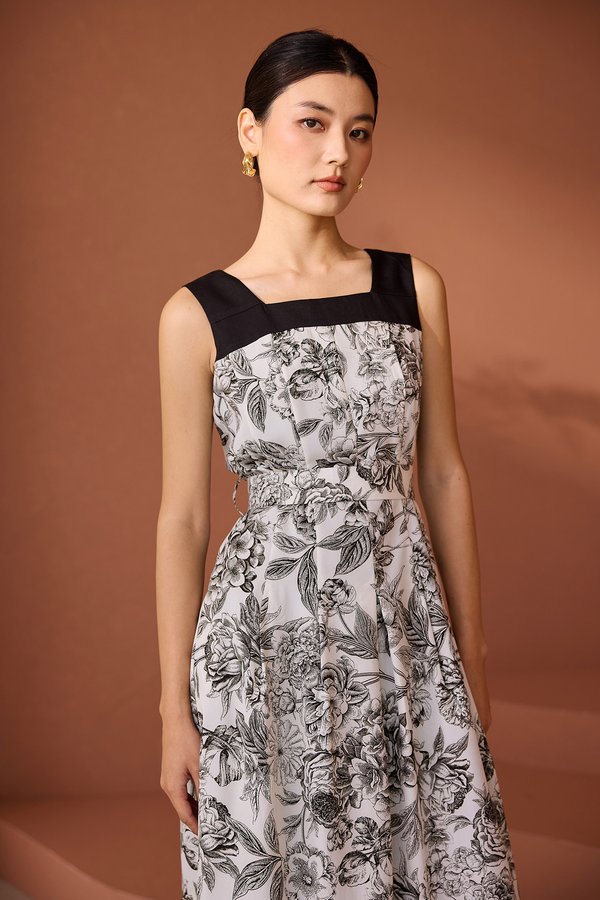 Winta Dress In Monochrome Florals